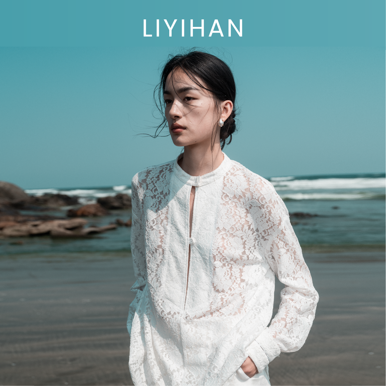 LIYIHAN花影丨25春新款蕾丝立领上衣宽松镂空上衣小众设计气质