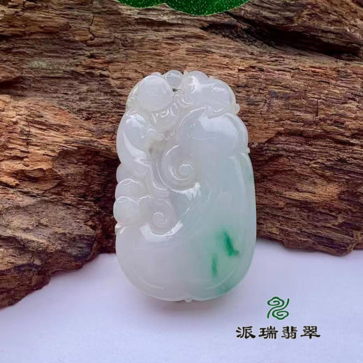 派瑞翡翠 翡翠挂件 糯冰 飘花 商品图0