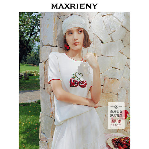玛克门店发货：MAXRIENY甜美风樱桃钉珠绣花短袖毛衫收腰系带上衣(货号:MC86SW267) 商品图0