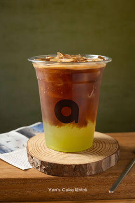 青杨桃碧螺春气泡美式