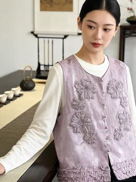 重工手工钉珠【自营】嫣紫花朵工艺提花新中式马甲上衣-喜出