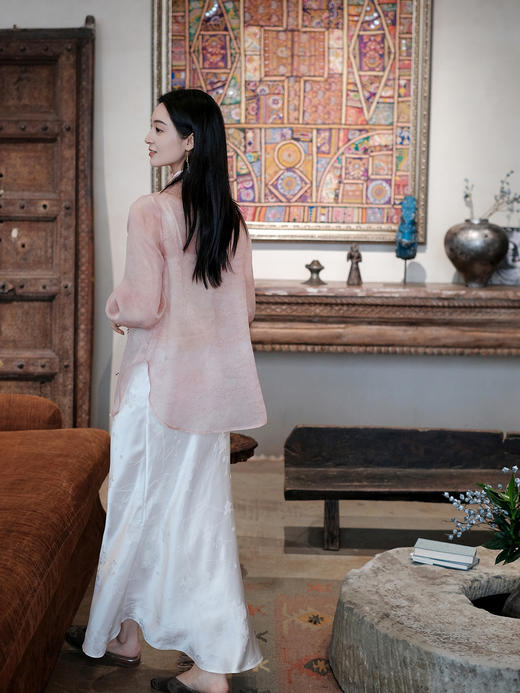 盛唐牡丹盛奢系列 | 淡粉色炒色真丝绡手推绣上衣 商品图10