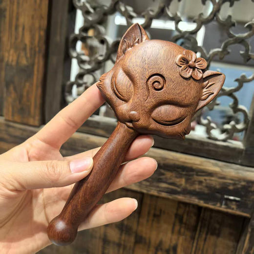 红檀银狐气垫按摩梳 商品图0