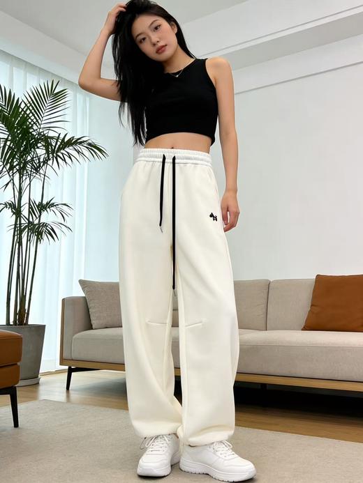 418良粉节|2026 活动爆款 小马刺绣【自营】2601两穿可收口松紧腰弯刀裤休闲裤-喜出 商品图5