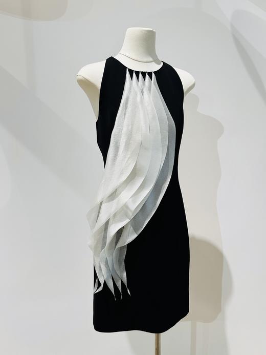 【夜之海浪】圆弧薄纱层叠拼接设计修身连衣裙 商品图4