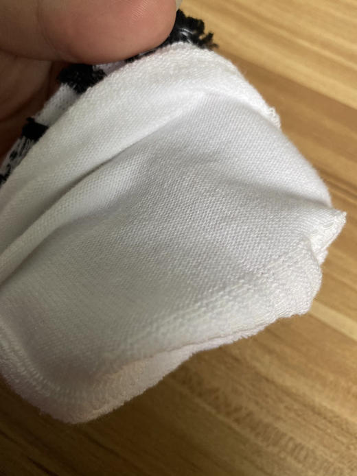 现货 两双包邮 一共三百多双，KL可隆小树袜子..喜欢穿毛圈底袜的一穿就知道，太舒服了.... 商品图9