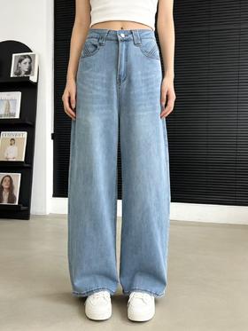 百搭简约【自营】2106 微弹春季浅色口袋立体条直筒牛仔裤-喜出