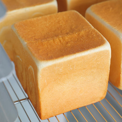 【面包系列】海盐吐司 | 咸香口味，层次丰富，越嚼越香 商品图0