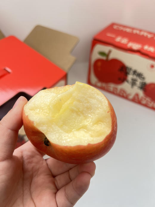 新疆樱桃苹果，汁水足、纯甜 商品图0