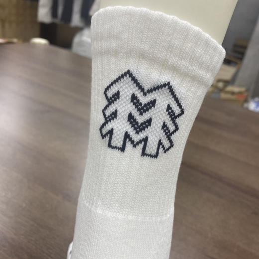 现货 两双包邮 一共三百多双，KL可隆小树袜子..喜欢穿毛圈底袜的一穿就知道，太舒服了.... 商品图5