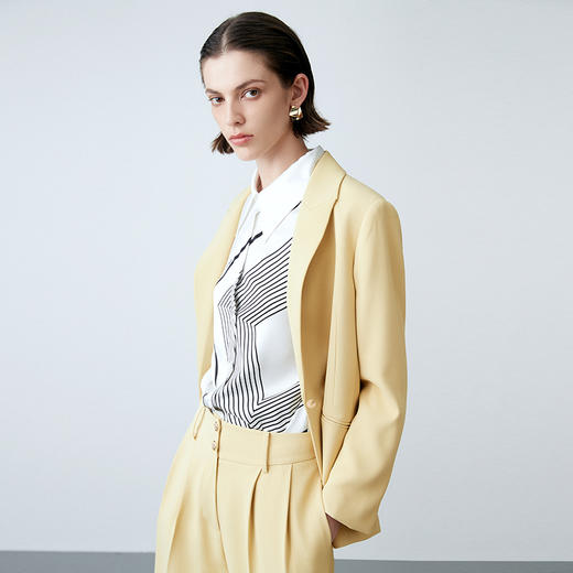 EITIE爱特爱春季新款简约通勤西装外套女7703407 商品图1