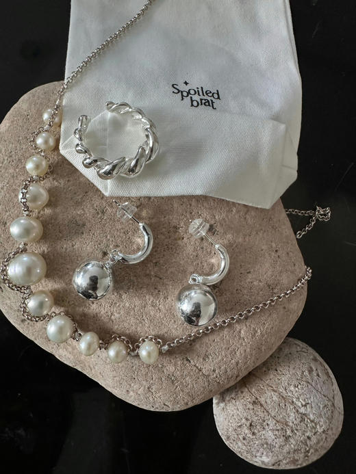 SpoiledBrat Jewelry纯银几何珍珠项链长链 商品图9
