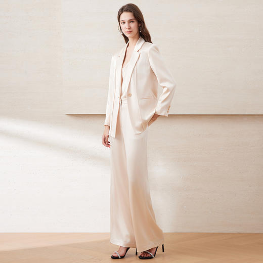 EITIE爱特爱春季新款简约通勤西装外套女7703413 商品图1