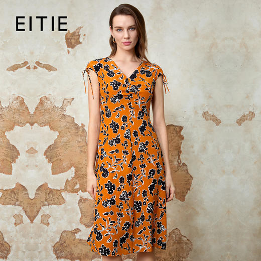 EITIE爱特爱气质V领收腰通勤印花连衣裙夏季新款8207946 商品图0