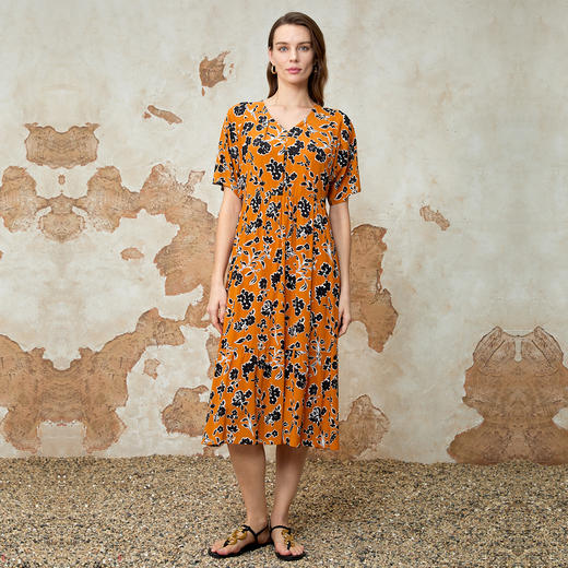 EITIE爱特爱时尚高腰a字显瘦印花V领连衣裙夏季新款8207947 商品图3