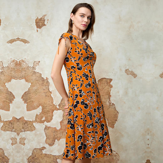 EITIE爱特爱气质V领收腰通勤印花连衣裙夏季新款8207946 商品图1