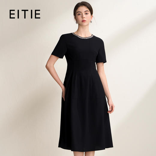 EITIE爱特爱黑色简约法式赫本风领口钉珠A字显瘦连衣裙2026夏新款B2607206 商品图0