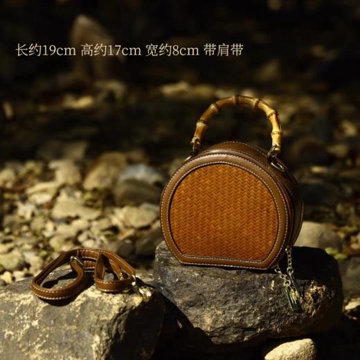 新款竹编半月包 商品图1