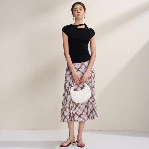 EITIE爱特爱优雅飘带领设计修身褶皱包肩短袖针织衫2026夏季新款B2601202 商品图10