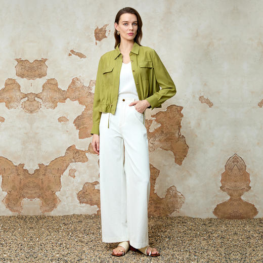 EITIE爱特爱简约时尚通勤百搭收腰短款休闲外套夏季新款8203906 商品图8