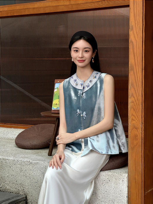 盛唐牡丹 |灰蓝色丝绒手绣对襟马甲 商品图0