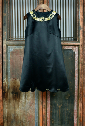 盛唐牡丹大师系列-卢梅红 | 重缎真丝盘金绣女裙(盛唐牡丹与非遗传承人卢梅红联名系列)