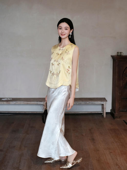 盛唐牡丹盛奢系列 | 松花黄手推绣真丝马甲 商品图7