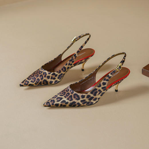Westory2026年春季尖头中跟豹纹后空鞋时髦空凉鞋W26AH51421 商品图7