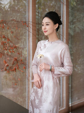 盛唐牡丹| 粉色梅兰竹菊旗袍裙