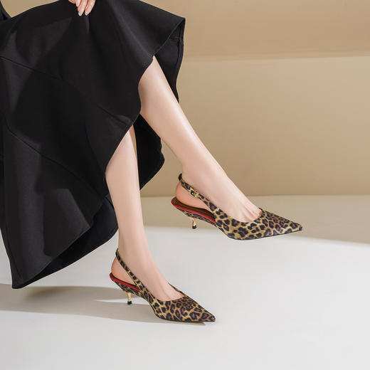 Westory2026年春季尖头中跟豹纹后空鞋时髦空凉鞋W26AH51421 商品图2