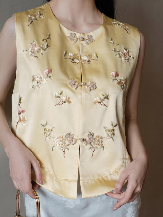 盛唐牡丹盛奢系列 | 松花黄手推绣真丝马甲 商品图2