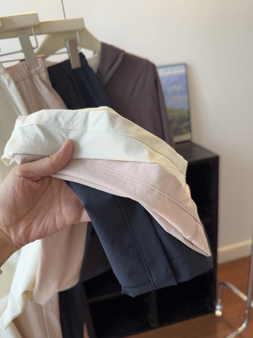 夏季新款 肌理感氧气裤 窄版显瘦阔腿速干机能裤 商品图4