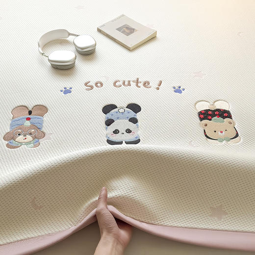 【春夏上新】自然醒A类小清新乙纶全PE卡通豆豆刺绣凉感值超0.21凉感软席（可水洗机洗）QJ 商品图7