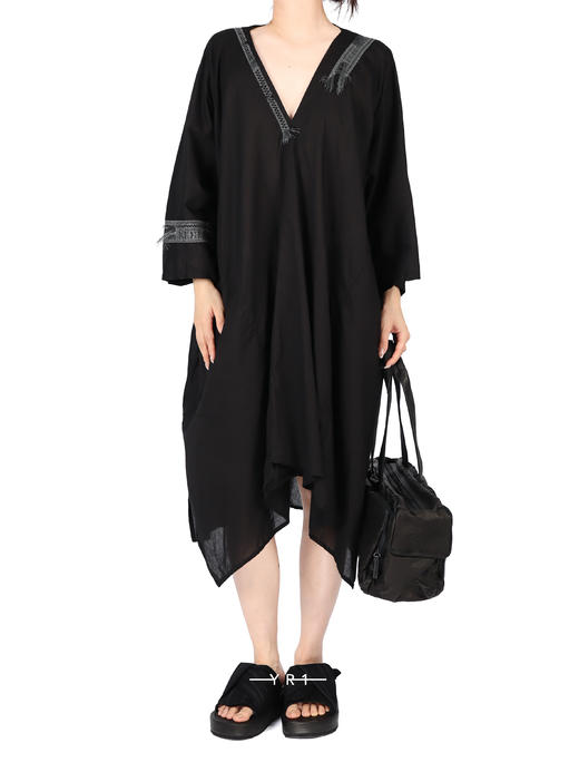 Y's | 黑色V领薄纱连衣裙 商品图0
