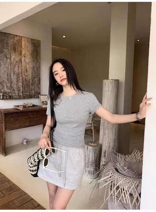 自营【特价T恤】王炸爆款～正肩修身弹力款！螺纹棉显瘦正肩0基础夏季短袖T恤0 6001-喜出 商品图9