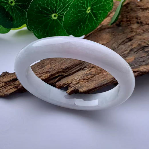 派瑞翡翠 翡翠手镯 糯种 浅绿 商品图0