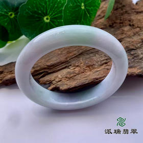 派瑞翡翠 翡翠手镯 糯种 浅绿