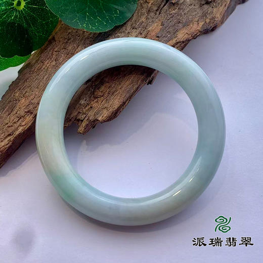 派瑞翡翠 翡翠手镯 糯种 浅绿 商品图1