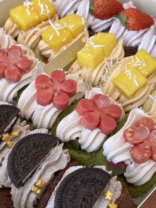 四拼煎蛋卷（咸奶油 | 春日芭乐花园 | 青芒杨枝甘露 | 草莓甜心） 商品图1