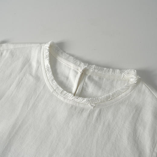 VIMAGE纬漫纪2026夏季新款莱赛尔亚麻通勤时尚显瘦无袖上衣V2513235 商品图2