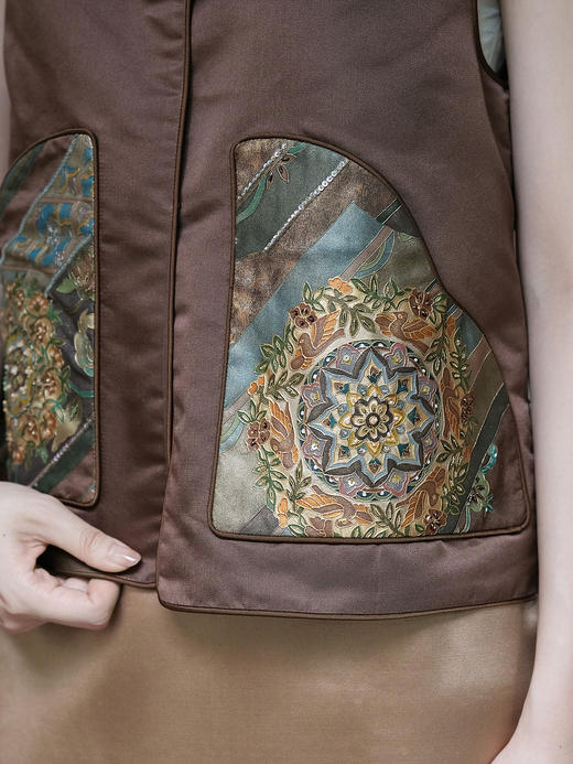 盛唐牡丹盛奢系列 | 螺钿大漆彩绘西阵织马甲 商品图3