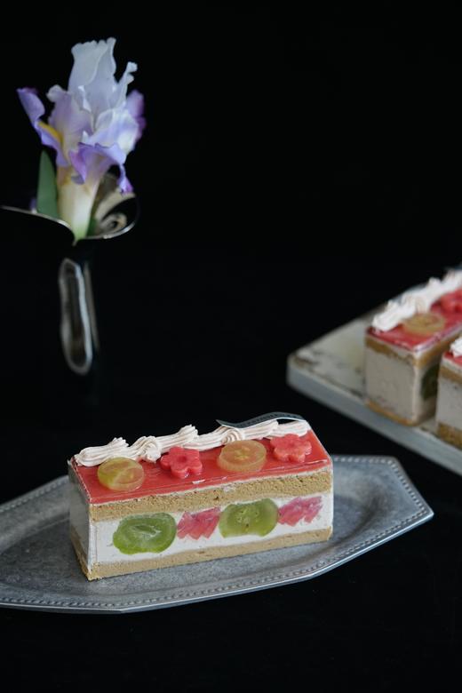 话梅芭乐草莓奶油切块 商品图2