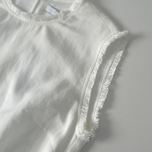 VIMAGE纬漫纪2026夏季新款舒适莱赛尔亚麻无袖收腰a字连衣裙V2507213 商品图3