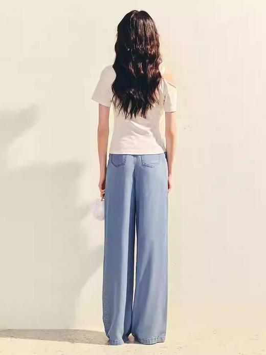 天虹玛克发货：斜领T恤女25夏小众设计感修身短袖上衣气质穿搭货号：MU86TS001 商品图1