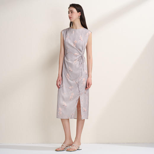 EITIE爱特爱气质圆领中式印花温柔收腰无袖缎面连衣裙2026夏新款 商品图3