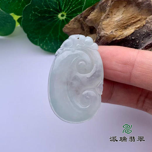派瑞翡翠 翡翠挂件 糯种 浅绿 商品图2