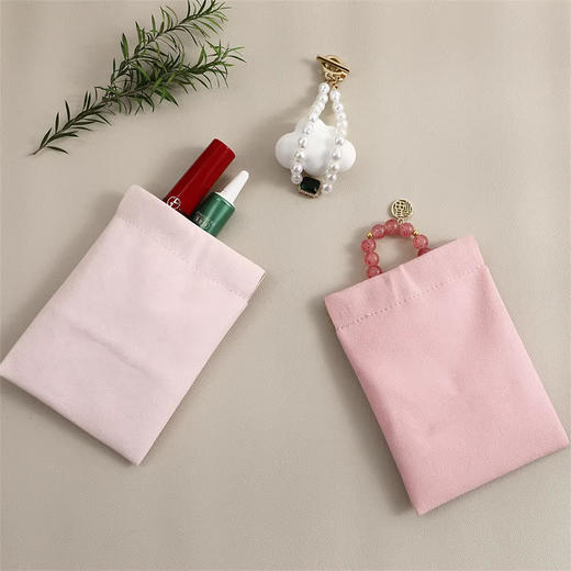 简约CV收纳包 磁吸自动闭合 耳机首饰钥匙收纳 长9*宽9cm 商品图9