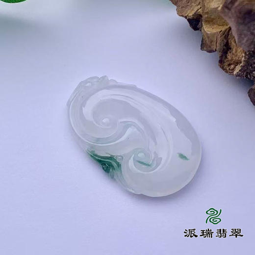 派瑞翡翠 翡翠挂件 冰糯种 浅绿 商品图3