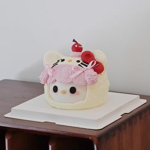 P030“白色带帽kitty猫” 手绘立体蛋糕 商品图2