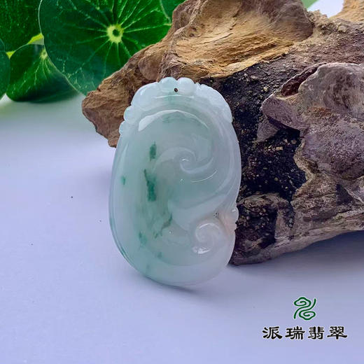 派瑞翡翠 翡翠挂件 糯种 浅绿 商品图1